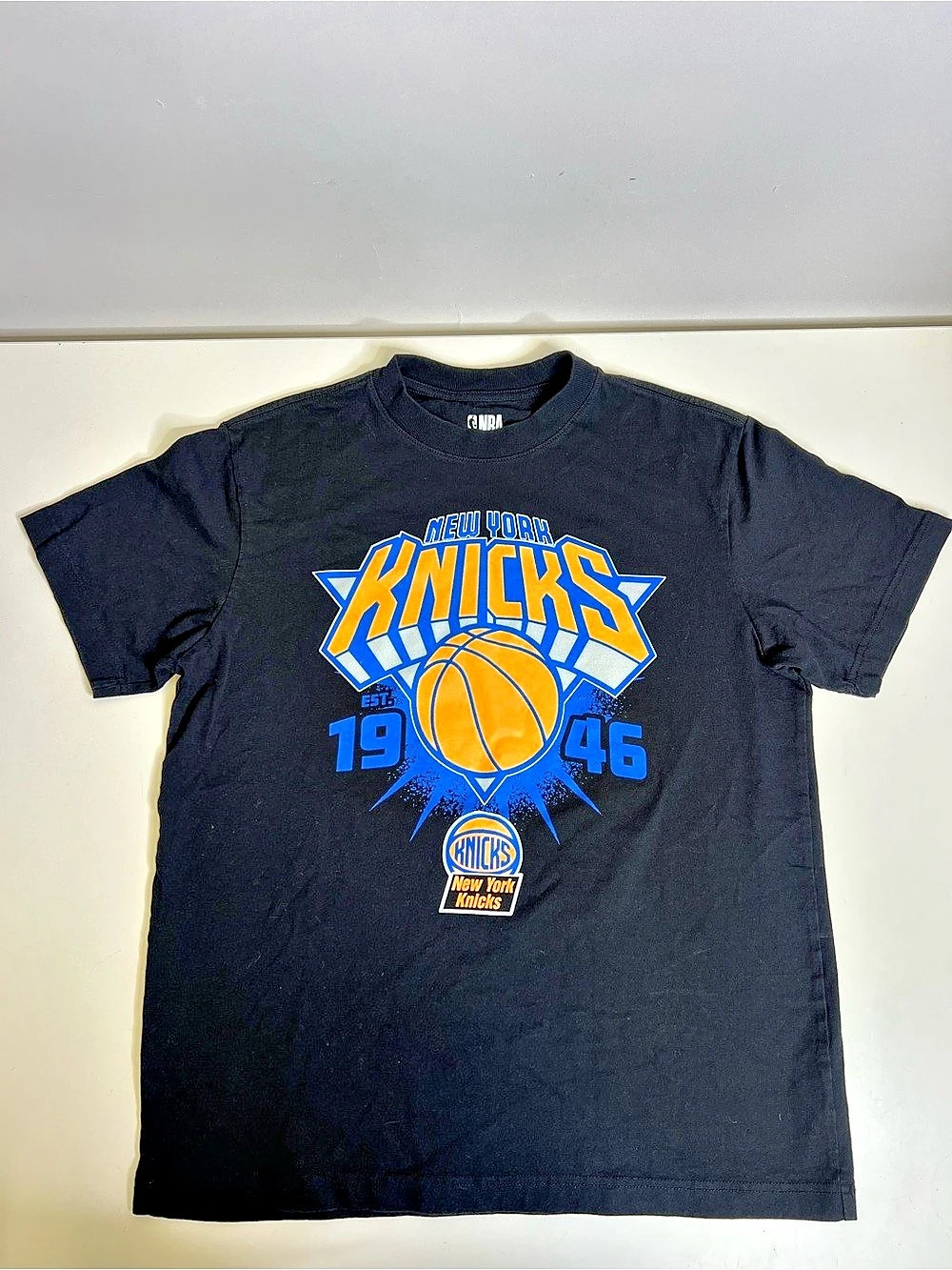 NBA New York Knicks Medium Black & Blue Tee Size Small